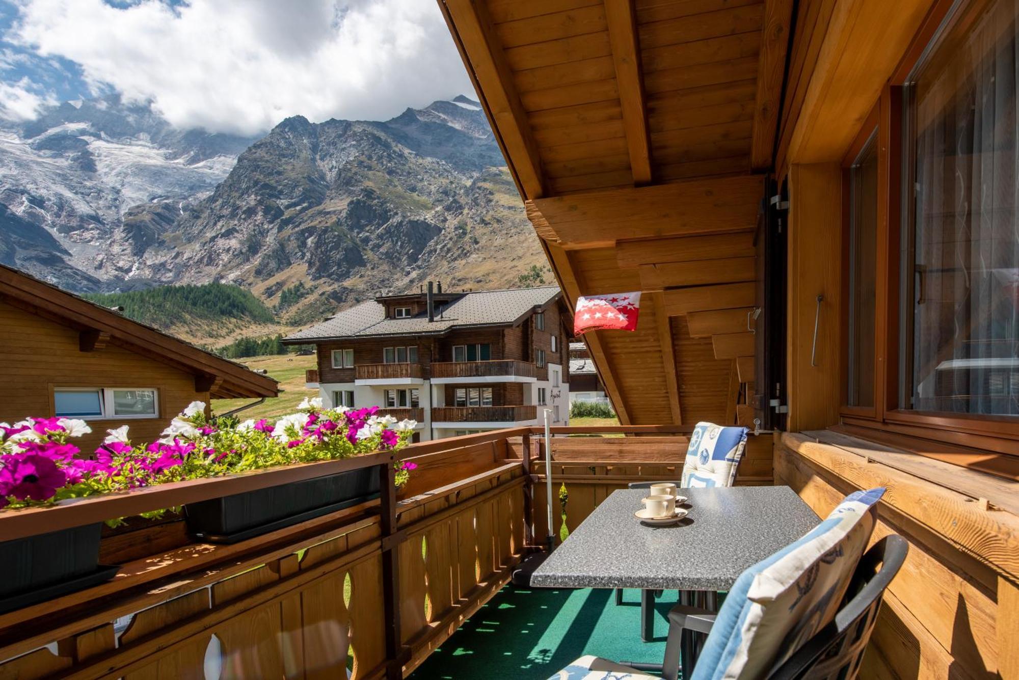 Haus Avalanche Apartman Saas Fee Szoba fotó