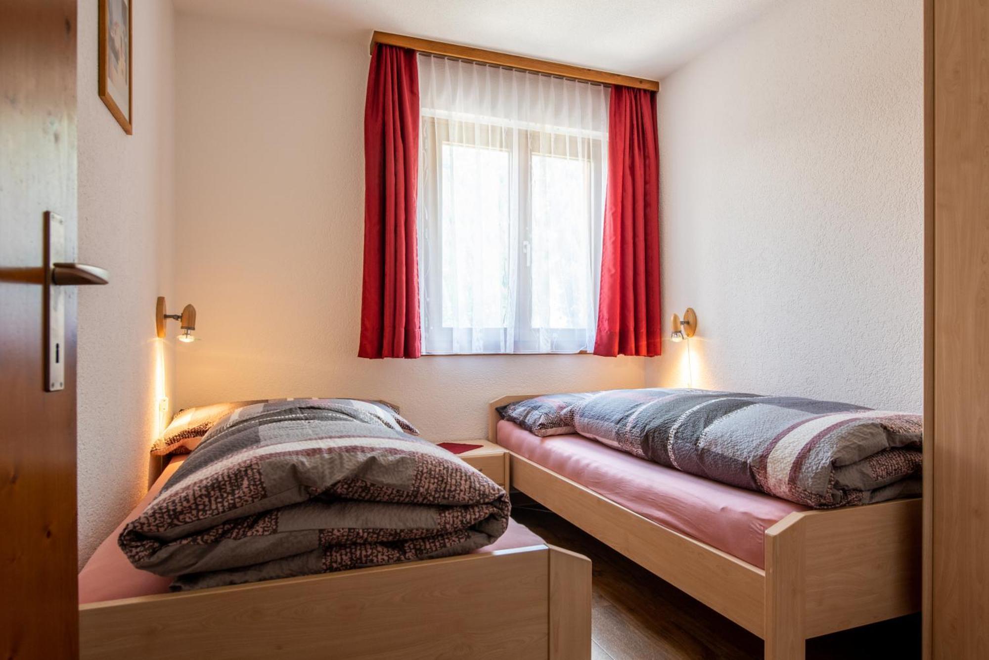 Haus Avalanche Apartman Saas Fee Szoba fotó
